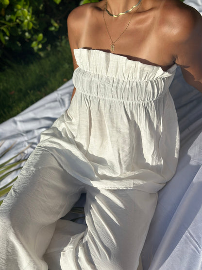 Linen Ruffle set in white