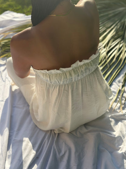 Linen Ruffle set in white